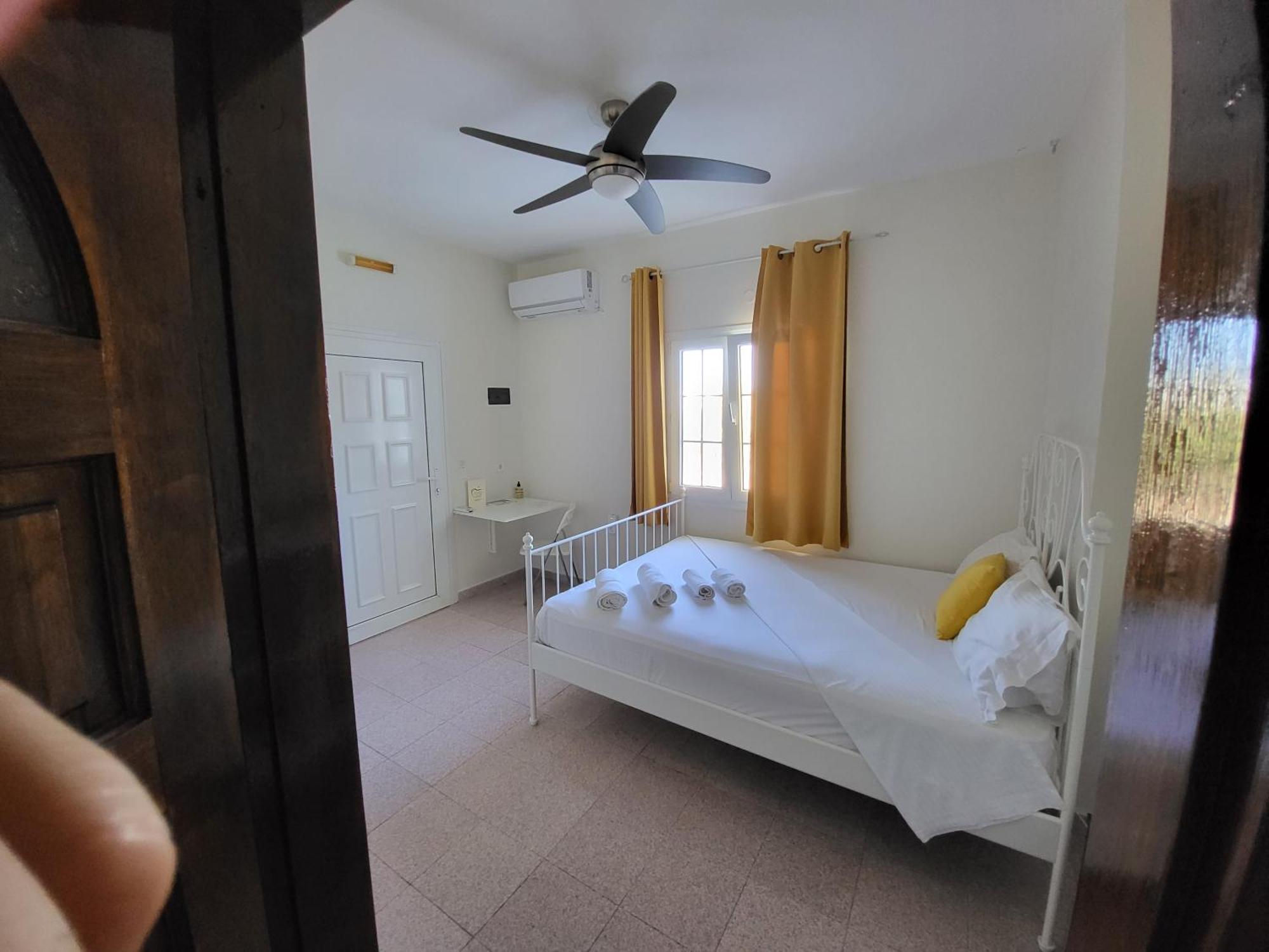 Black Fig Pollonia Room photo