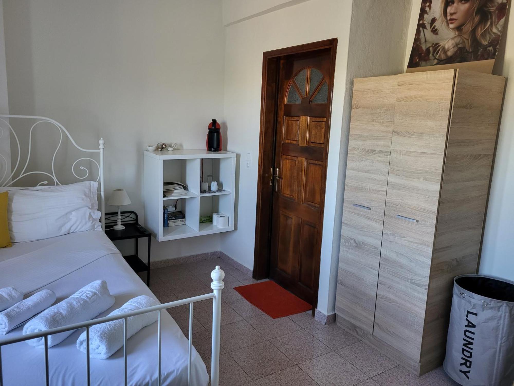 Black Fig Pollonia Room photo